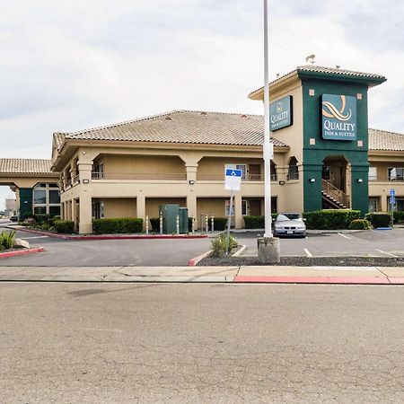Quality Inn & Suites Lathrop Exterior foto
