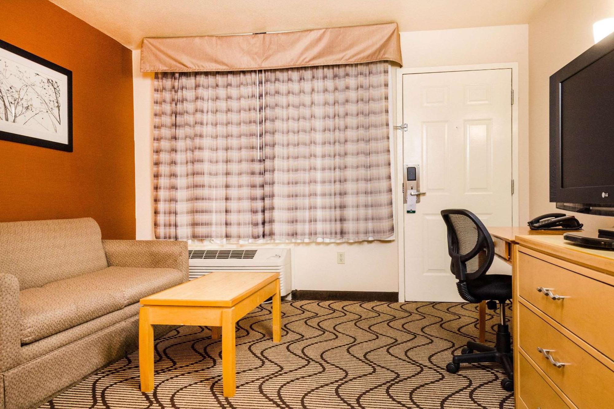 Quality Inn & Suites Lathrop Exterior foto