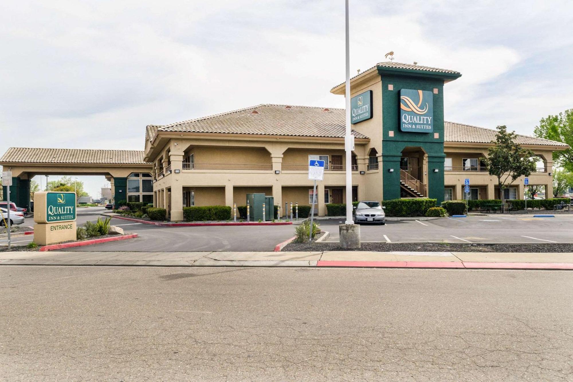 Quality Inn & Suites Lathrop Exterior foto