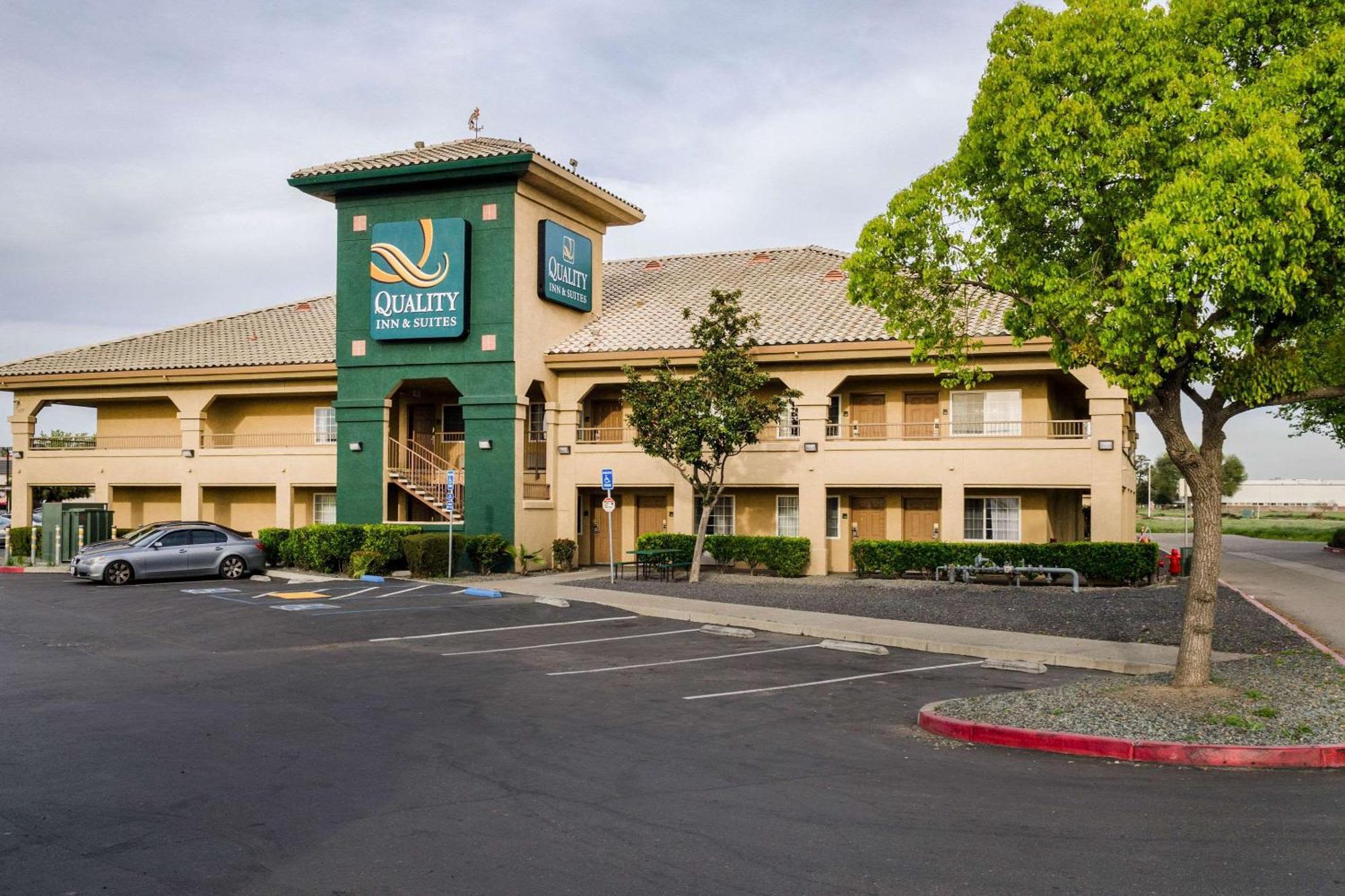 Quality Inn & Suites Lathrop Exterior foto